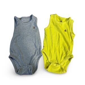 Baby Gap One Piece Lot of 2 -12-18 Months Bodysuits